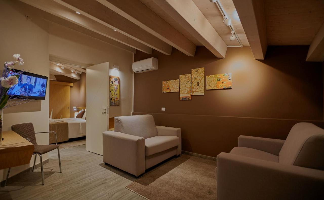 Hospitality Hotel Palermo Dış mekan fotoğraf